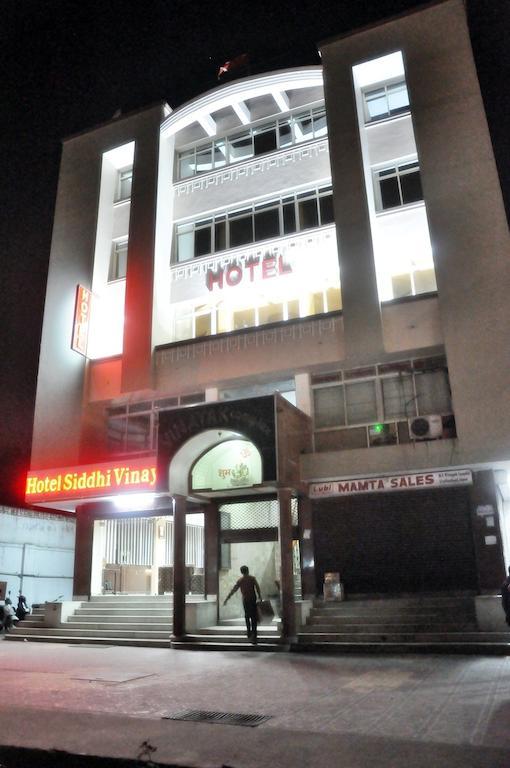Hotel Siddhi Vinayak Station Road Dźajpur Zewnętrze zdjęcie