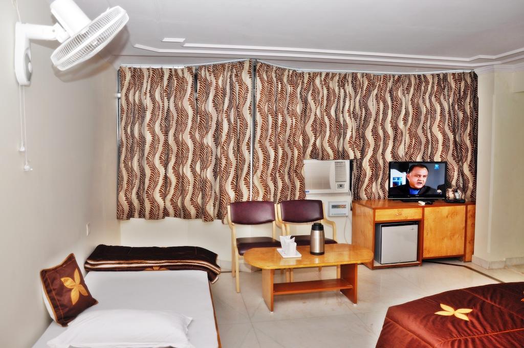 Hotel Siddhi Vinayak Station Road Dźajpur Zewnętrze zdjęcie
