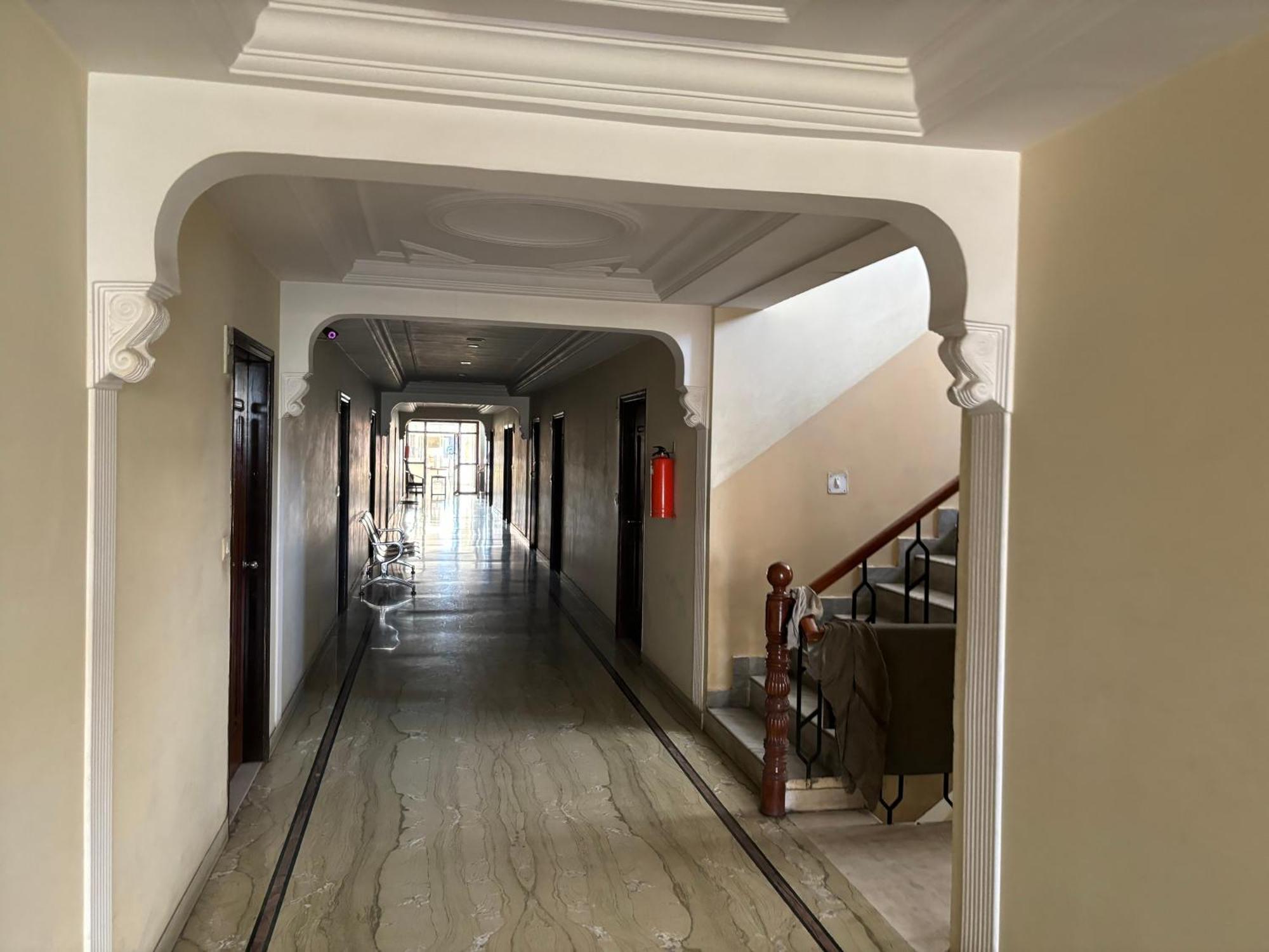 Hotel Siddhi Vinayak Station Road Dźajpur Zewnętrze zdjęcie