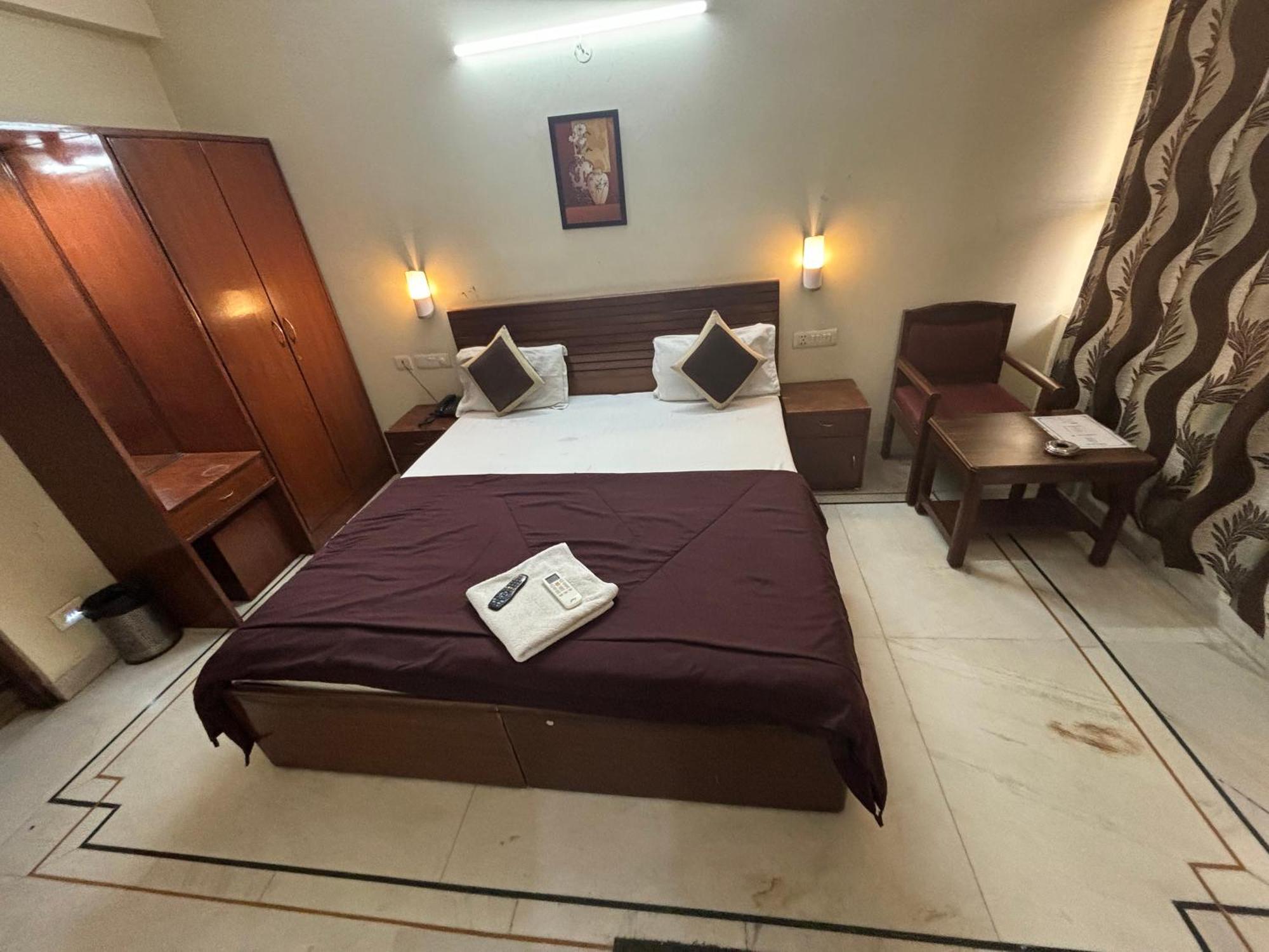 Hotel Siddhi Vinayak Station Road Dźajpur Zewnętrze zdjęcie