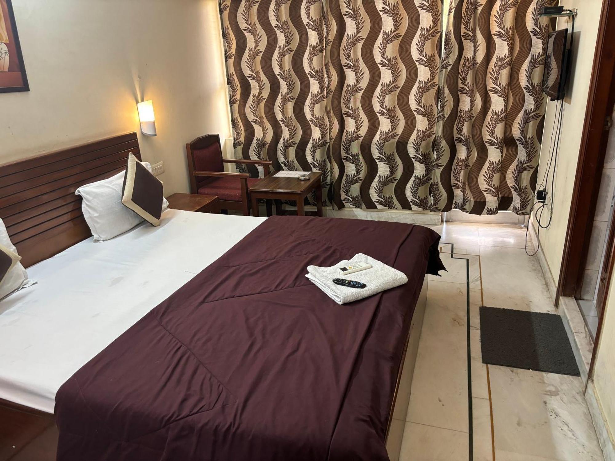 Hotel Siddhi Vinayak Station Road Dźajpur Zewnętrze zdjęcie